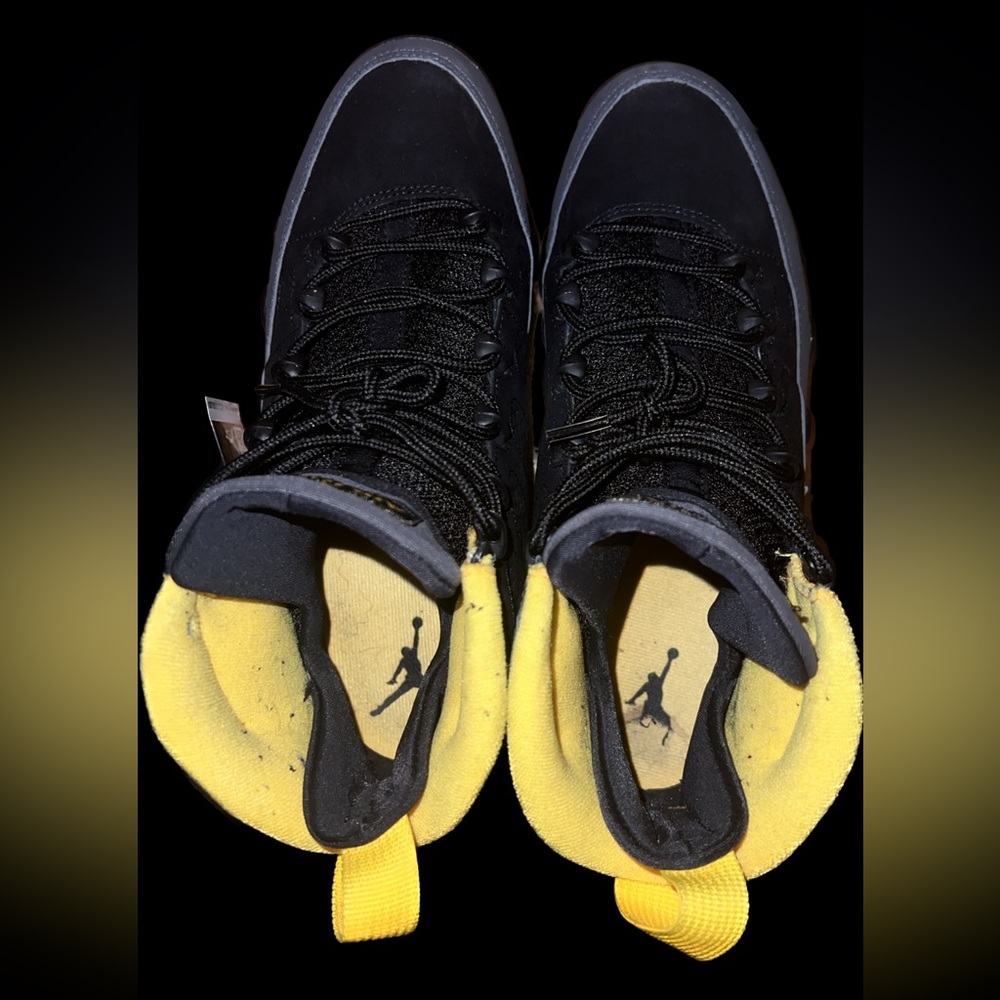 Jordan 9 Retro Dark Charcoal University Gold U.S. Men's Size: 7.5 Streetwear nyc